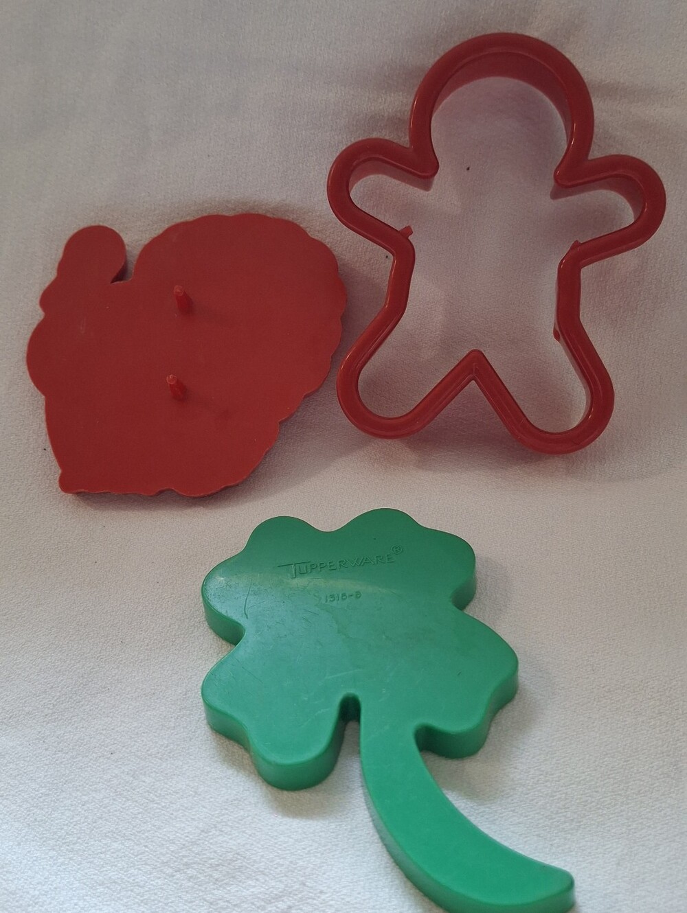 Vintage Tupperware Red Gingerbread & Turkey with Green Clover- Set Of 3